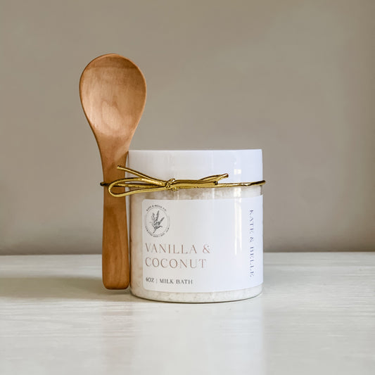 VANILLA AND COCONUT • 4OZ MILK BATH