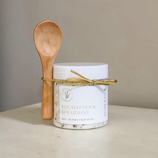 EUCALYPTUS & SPEARMINT • 4OZ BUBBLY FOOT SOAK